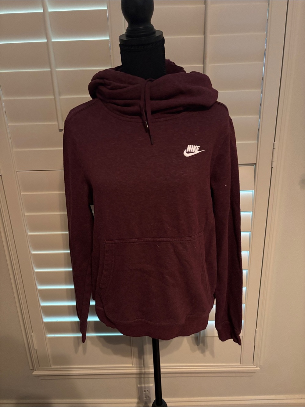 Women’s Nike maroon hoodie size medium
